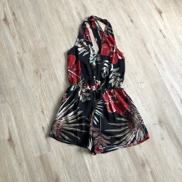 NWT Halter romper - Picture 1 of 2
